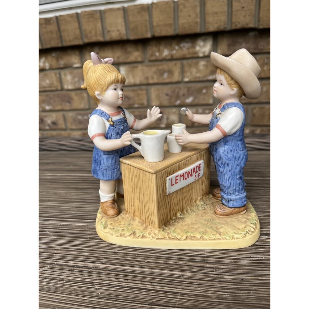 1999 Denim Days Porcelain HOMCO Figurine #15351-99 "Fresh Lemonade"